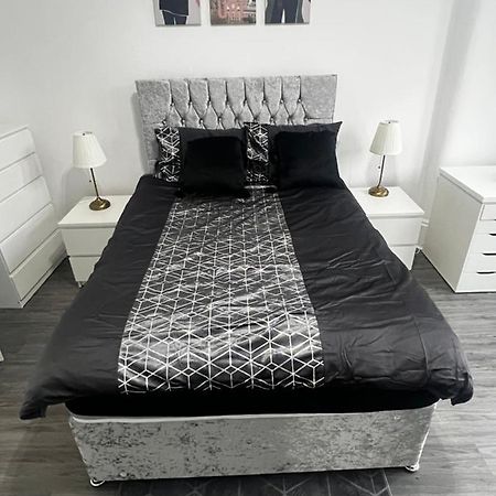 Wellington Apartment Glasgow Bagian luar foto